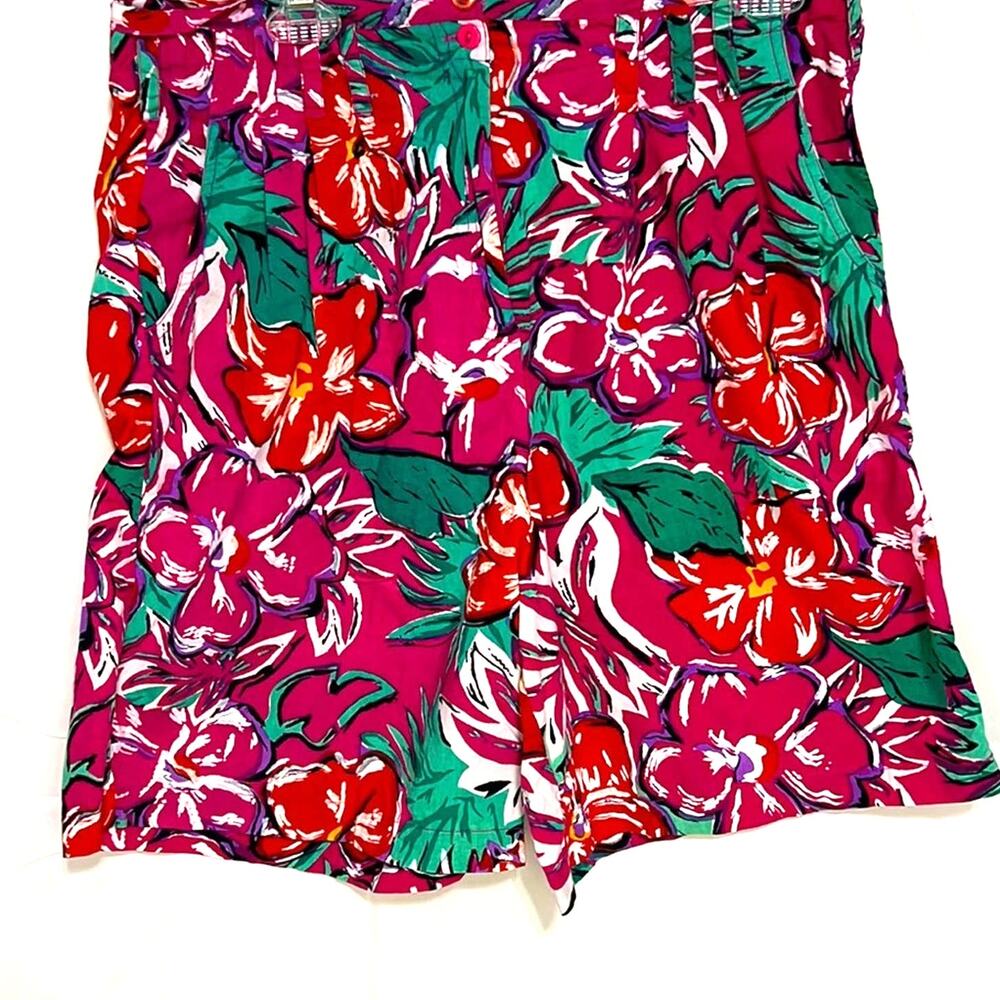 Women's Large Vintage High Waisted Floral Shorts Pleated Rare